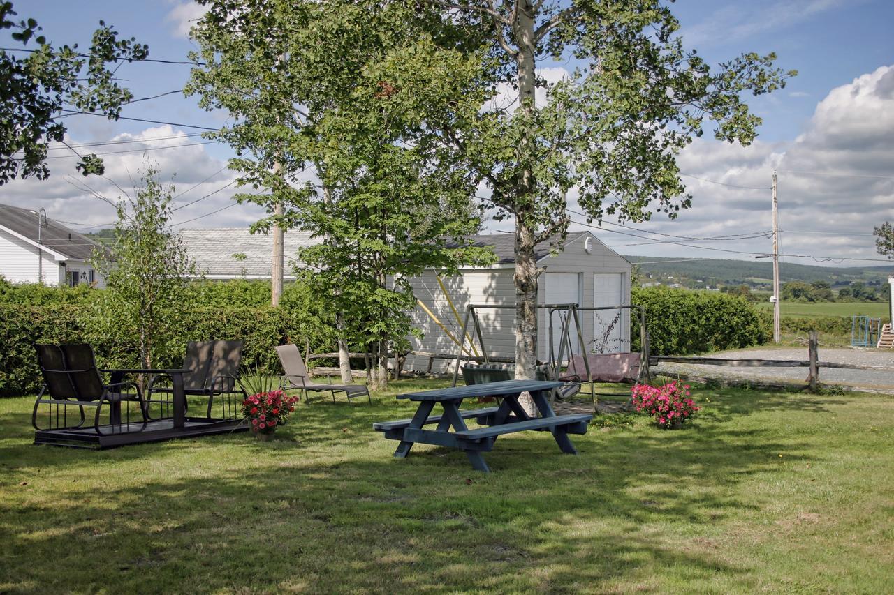 Motel Bellevue Saint-Joseph-de-Beauce Buitenkant foto